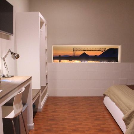 Gazebo Rooms มาร์เกริตา ดิ ซาวอยา ภายนอก รูปภาพ